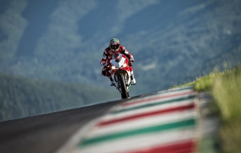 开云体育官方网站-魔术完胜76人，欧文在东决关键战接管比赛