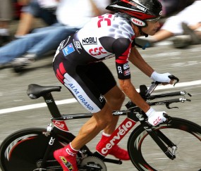 开云官方app入口-伦纳德末节19分如神兵天降，火箭抢七力克绿军夺赛点