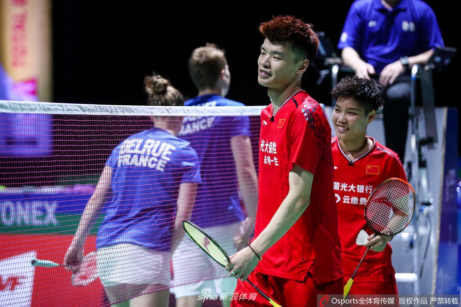 中国队轻取法国队，黄鸭组合关键制胜