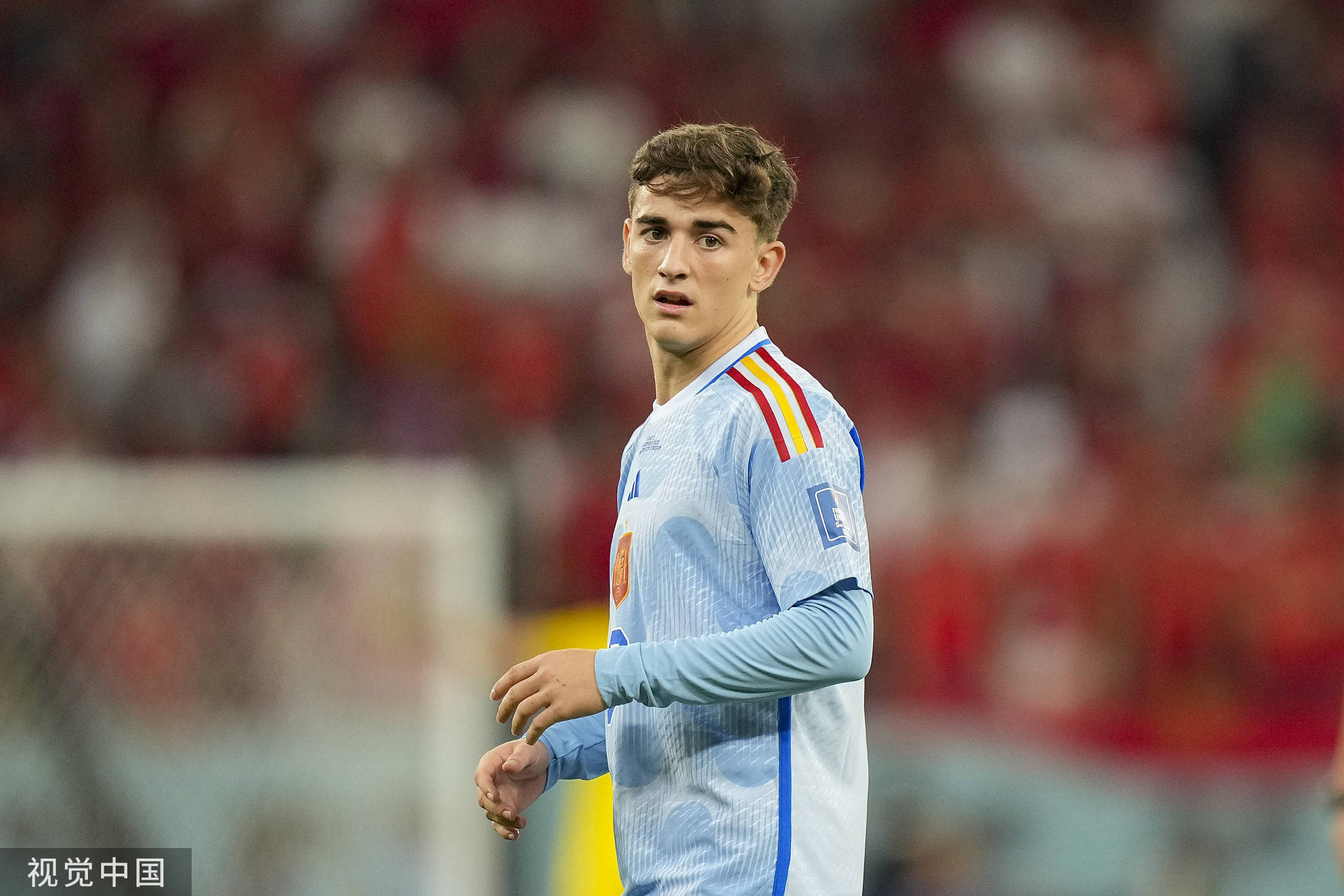 英格兰逆转摩洛哥，加维惊艳世界