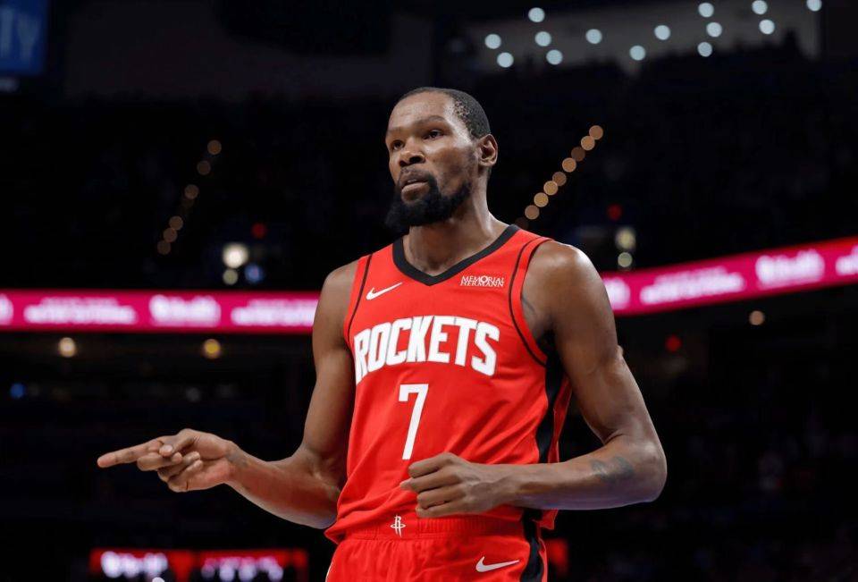 鹈鹕轻取塞尔维亚男篮,杜兰特关键制胜 鹈鹕轻取塞尔维亚男篮,杜兰特关键制胜