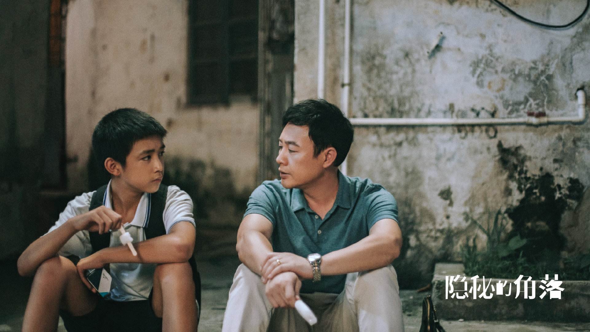 赛道上的心跳，杰伦·格林在F1街道赛之夜的致命一击