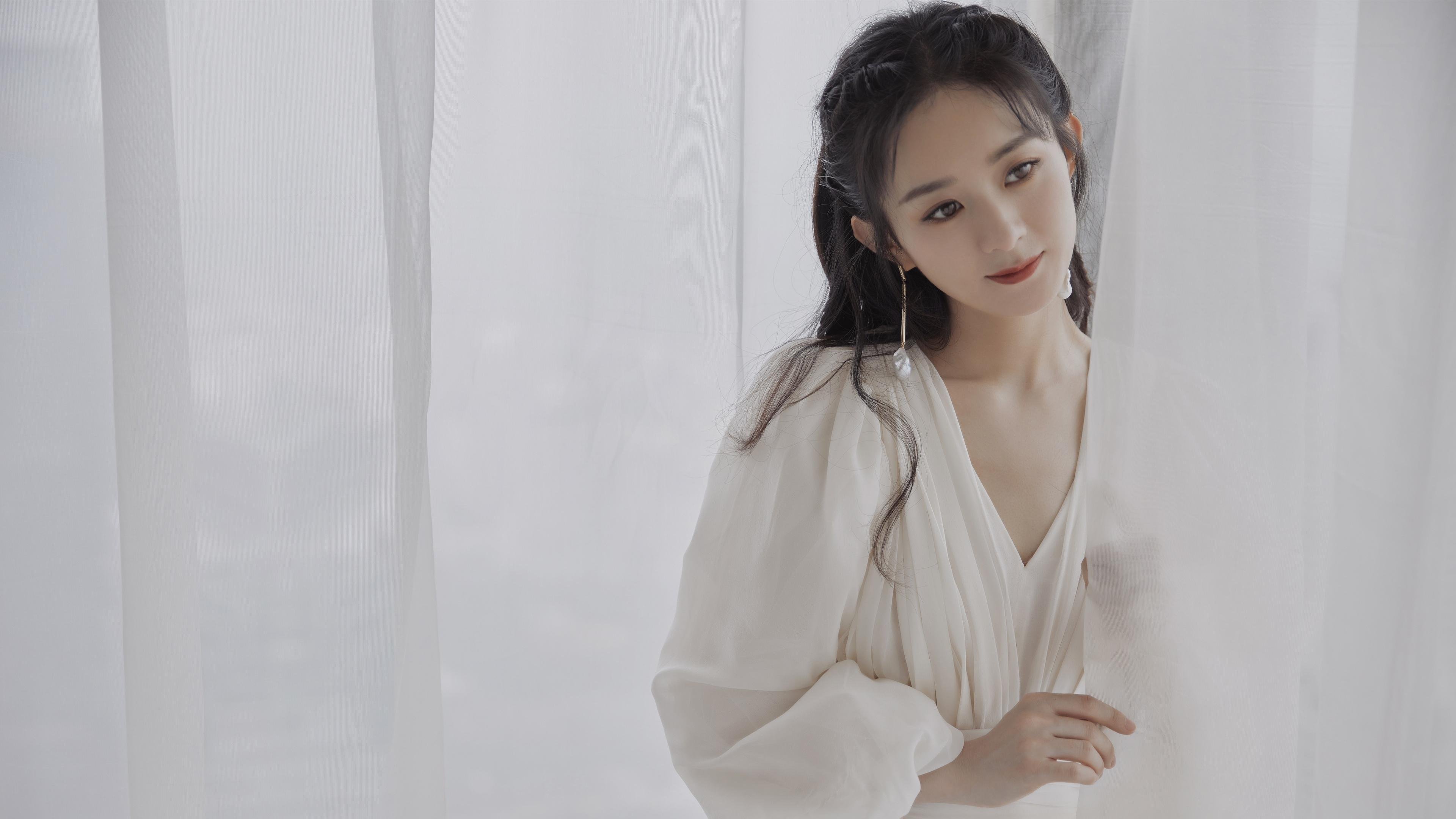 欧冠淘汰赛焦点战，76人拿下广厦队，篮球与足球的奇妙共鸣